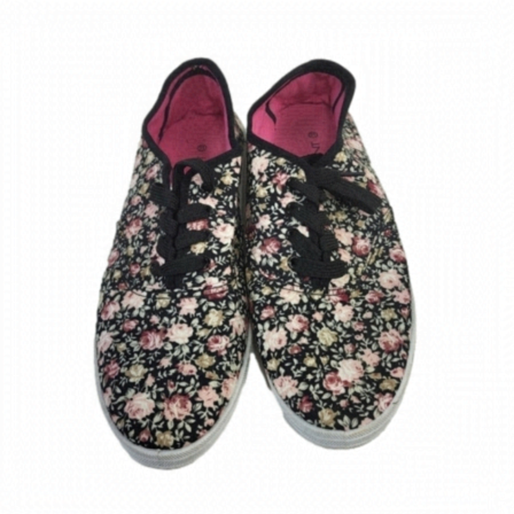 Floral Patterned Sneakers